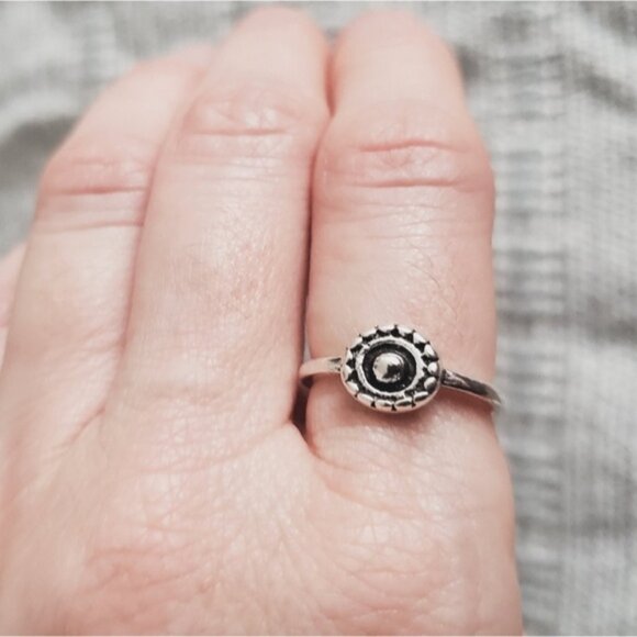 New Boho Aztec Inspired Rounded Ring - Picture 4 of 11